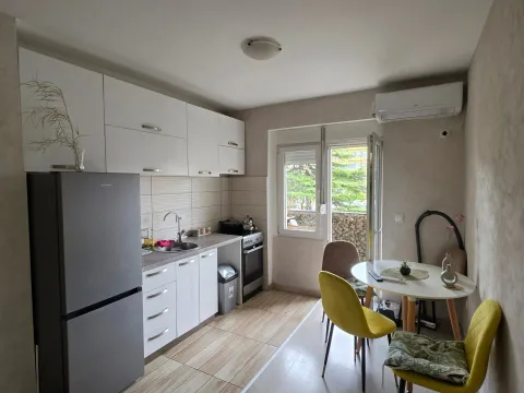 Rent, one bedroom apartment, 44m², Preko Morače, Podgorica - image 4