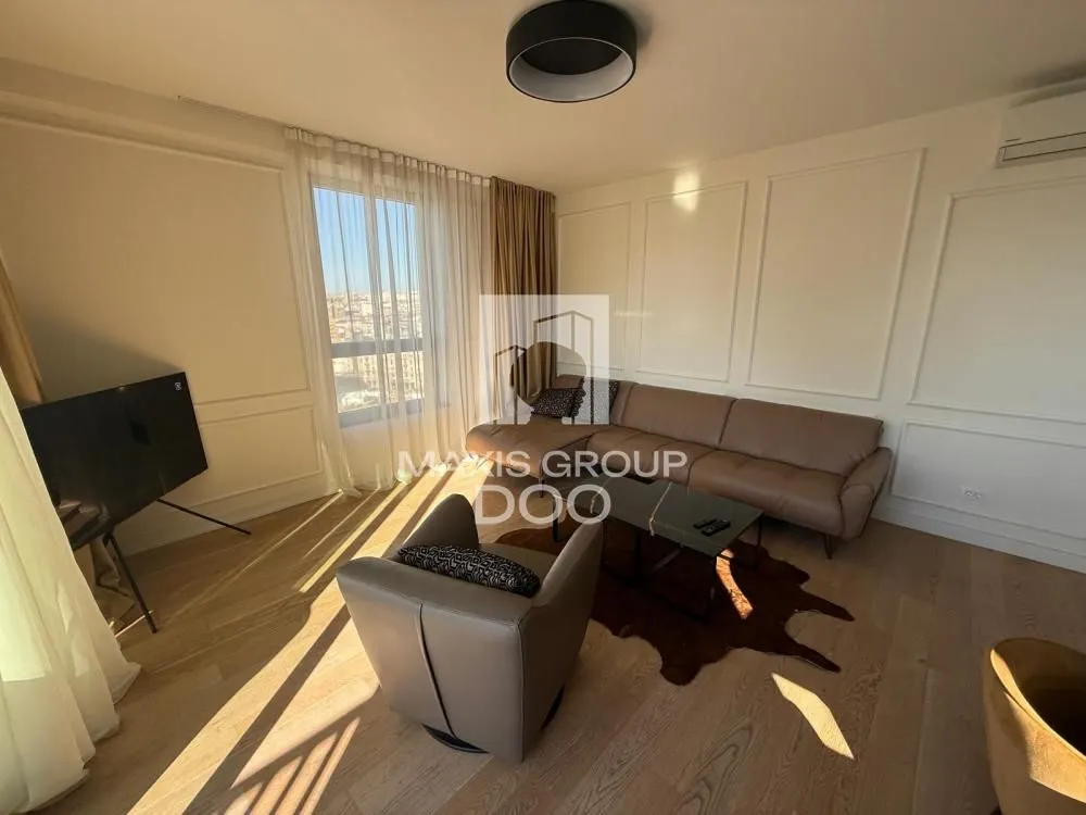 Rent, four bedroom apartment, 109m², Savski Venac, Beograd