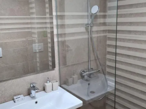 Sale, three bedroom apartment, 95m², Adok, Budva - image 6