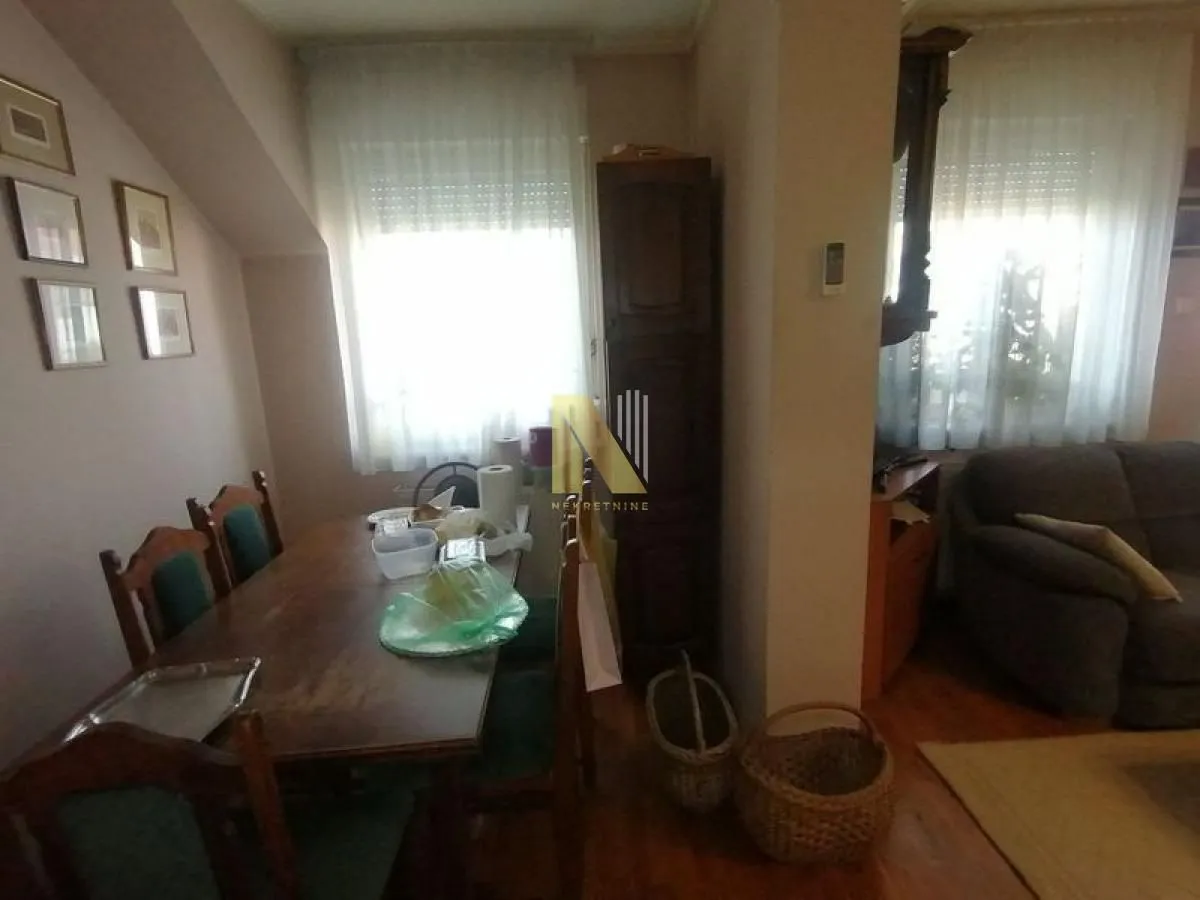 Prodaja, četvorosoban stan, 86m², Grbavica, Novi Sad Sve Podlokacije