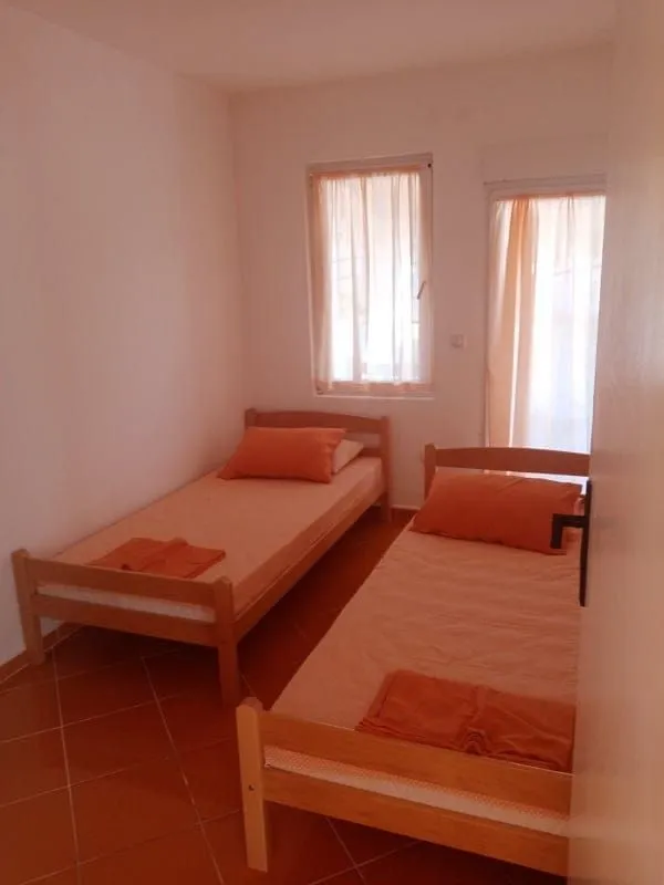 Sale, house, 240m², Utjeha, Bar