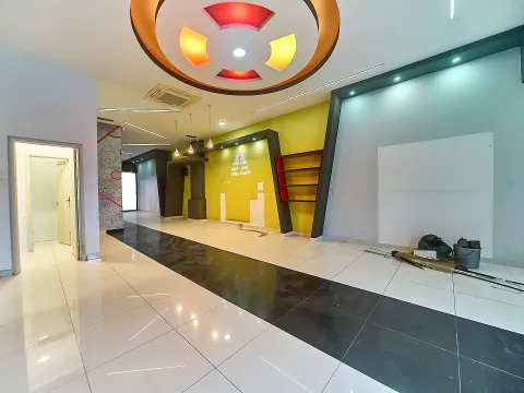 Rent, office space, 223m², Momišići, Podgorica - image 9