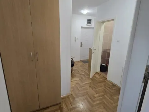Izdavanje, dvosoban stan, 64m², Sajmište, Novi Sad - image 12