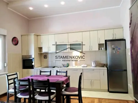 Izdavanje, trosoban stan, 70m², Liman 4, Novi Sad Sve Podlokacije - image 7