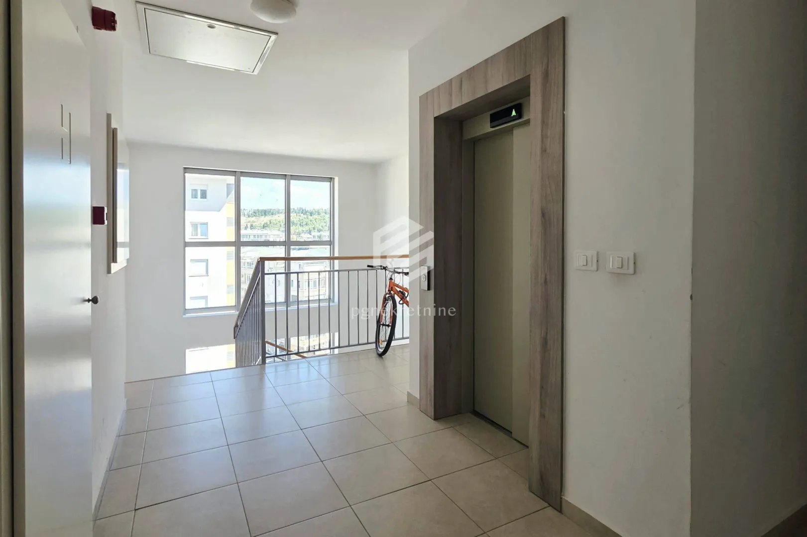 Rent, two bedroom apartment, 64m², City Kej, Podgorica