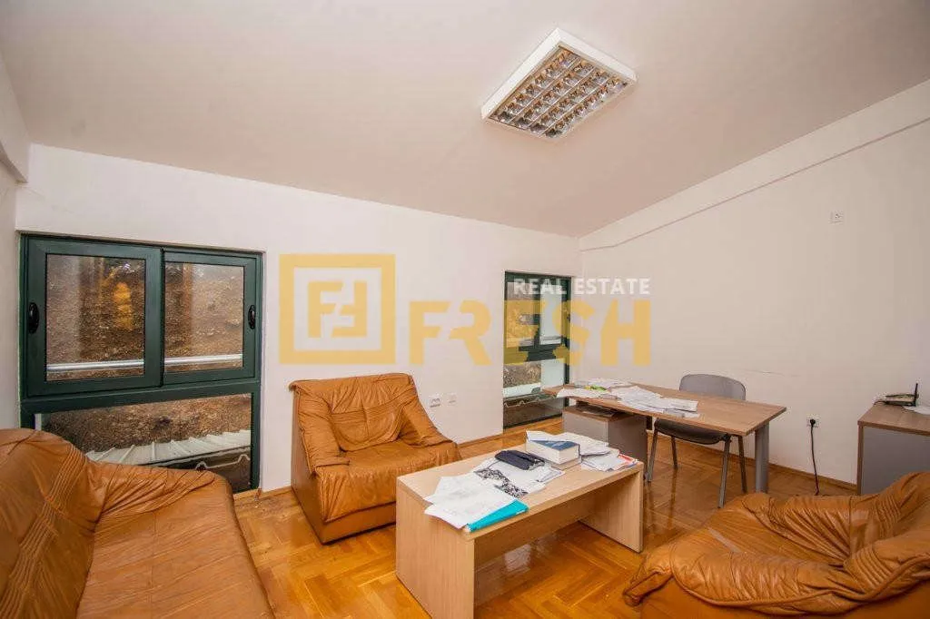 Sale, office space, 400m², Ostalo, Podgorica