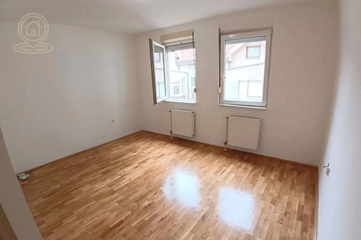 Prodaja, garsonjera, 21m², Grbavica, Novi Sad Sve Podlokacije