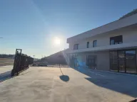 Izdavanje, poslovni prostor, 440m², Podgorica, Crna Gora - image 6