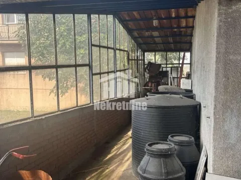 Rent, office space, 400m², Čukarica, Beograd - image 12