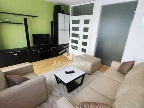 Izdavanje, dvosoban stan, 50m², Đeram Pijaca, Beograd - image 4