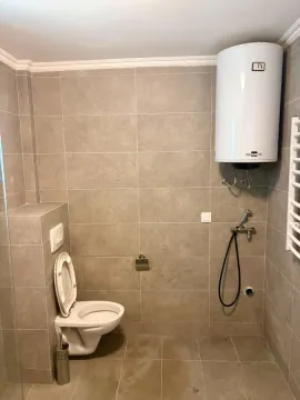 Rent, house, 125m², Ostalo, Podgorica - image 8