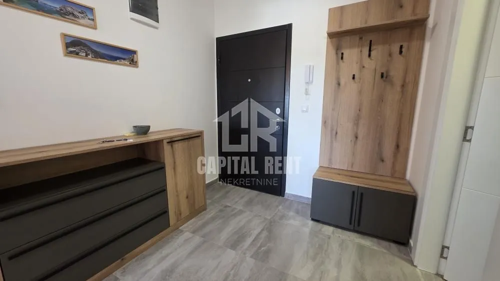 Izdavanje, dvosoban stan, 47m², Ledine, Beograd