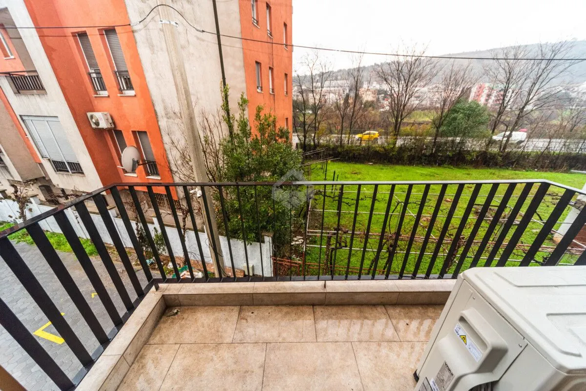 Rent, office space, 81m², Vezirov Most, Podgorica