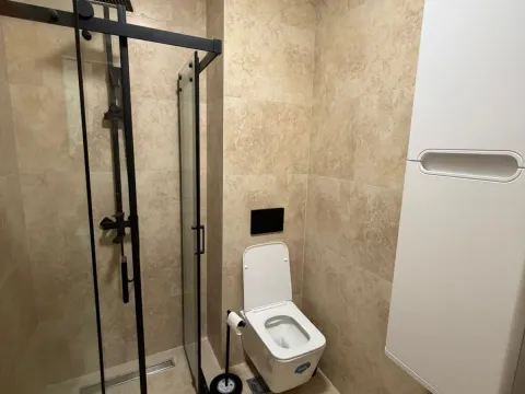 Rent, one bedroom apartment, 50m², Radanovići, Kotor - image 12