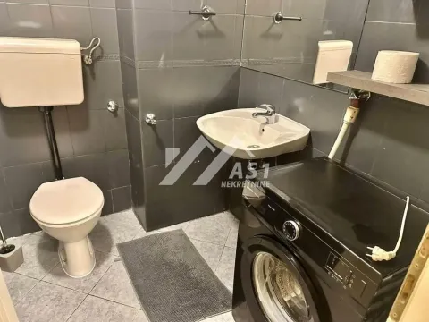 Izdavanje, dvosoban stan, 50m², Grbavica, Novi Sad Sve Podlokacije - image 8