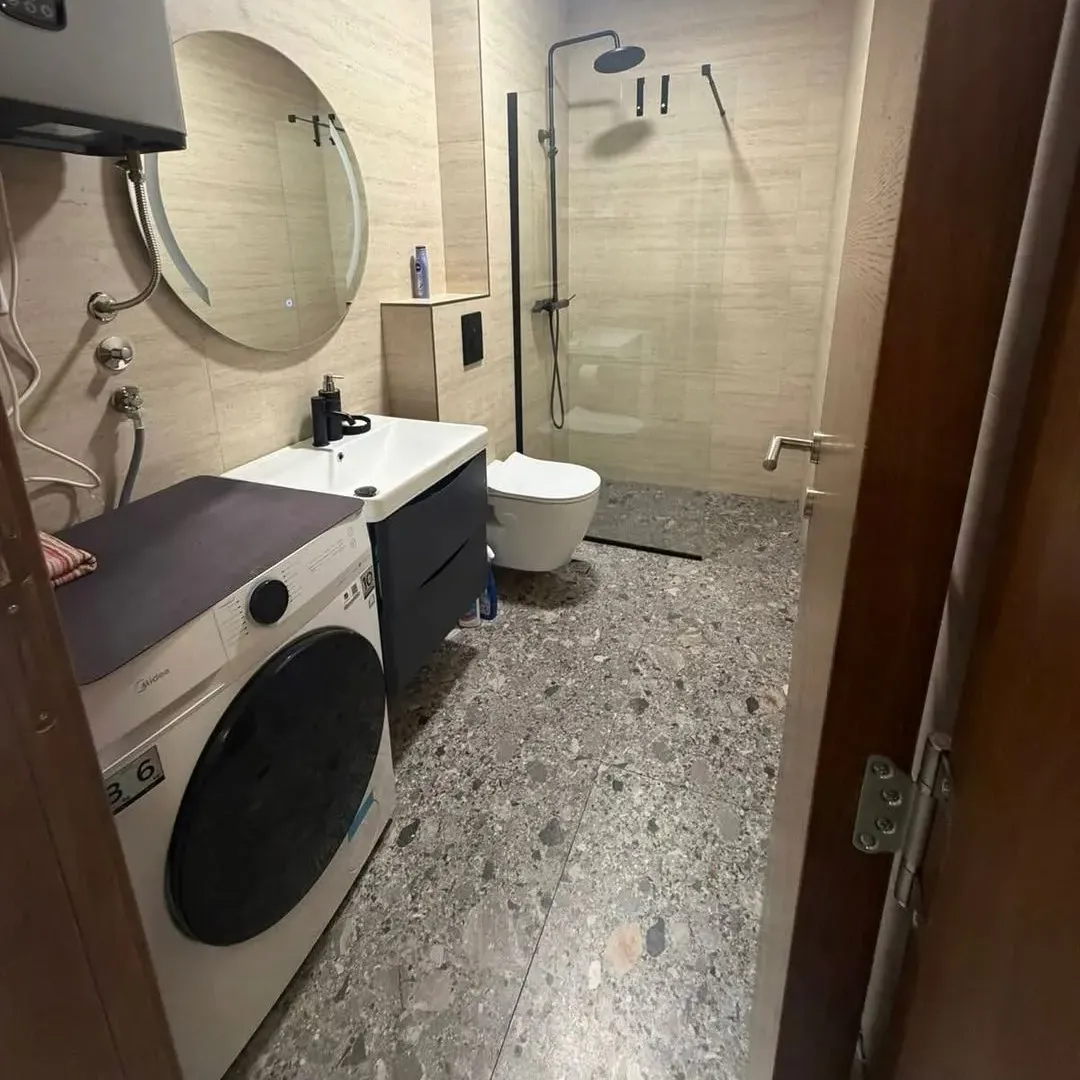 Izdavanje, dvosoban stan, 63m², Vezirov Most, Podgorica