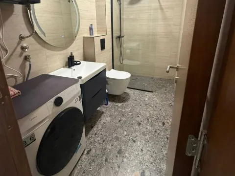 Izdavanje, dvosoban stan, 63m², Vezirov Most, Podgorica - image 6