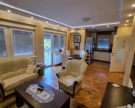 Prodaja, kuća, 160m², Sremska Kamenica, Petrovaradin - image 4