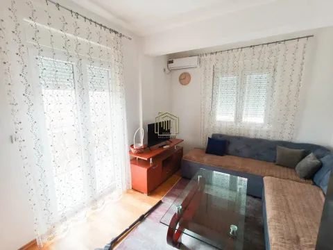 Izdavanje, trosoban stan, 68m², Zabjelo, Podgorica - image 1