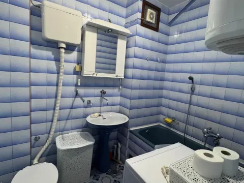 Izdavanje, dvosoban stan, 65m², Gornja Gorica, Podgorica - image 13