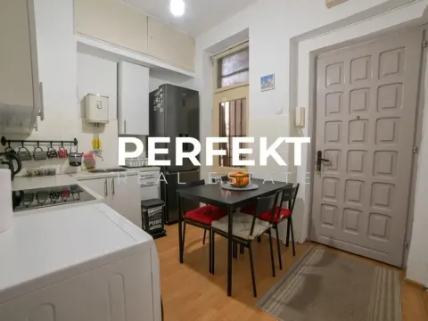 Sale, two bedroom apartment, 43m², Stari Grad, Beograd - image 3