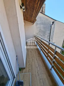 Izdavanje, trosoban stan, 72m², Julino Brdo, Beograd - image 5