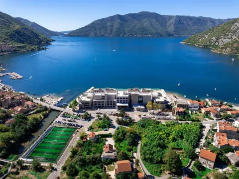 Sale, two bedroom apartment, 51m², Risan, Kotor - image 11