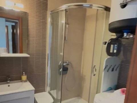 Sale, one bedroom apartment, 45m², Bečići, Budva - image 4