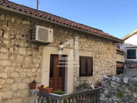 Prodaja, dvosoban stan, 50m², Stari Grad Kotor, Kotor - image 9