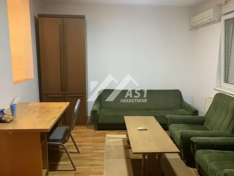 Izdavanje, dvosoban stan, 39m², Grbavica, Novi Sad Sve Podlokacije - image 2