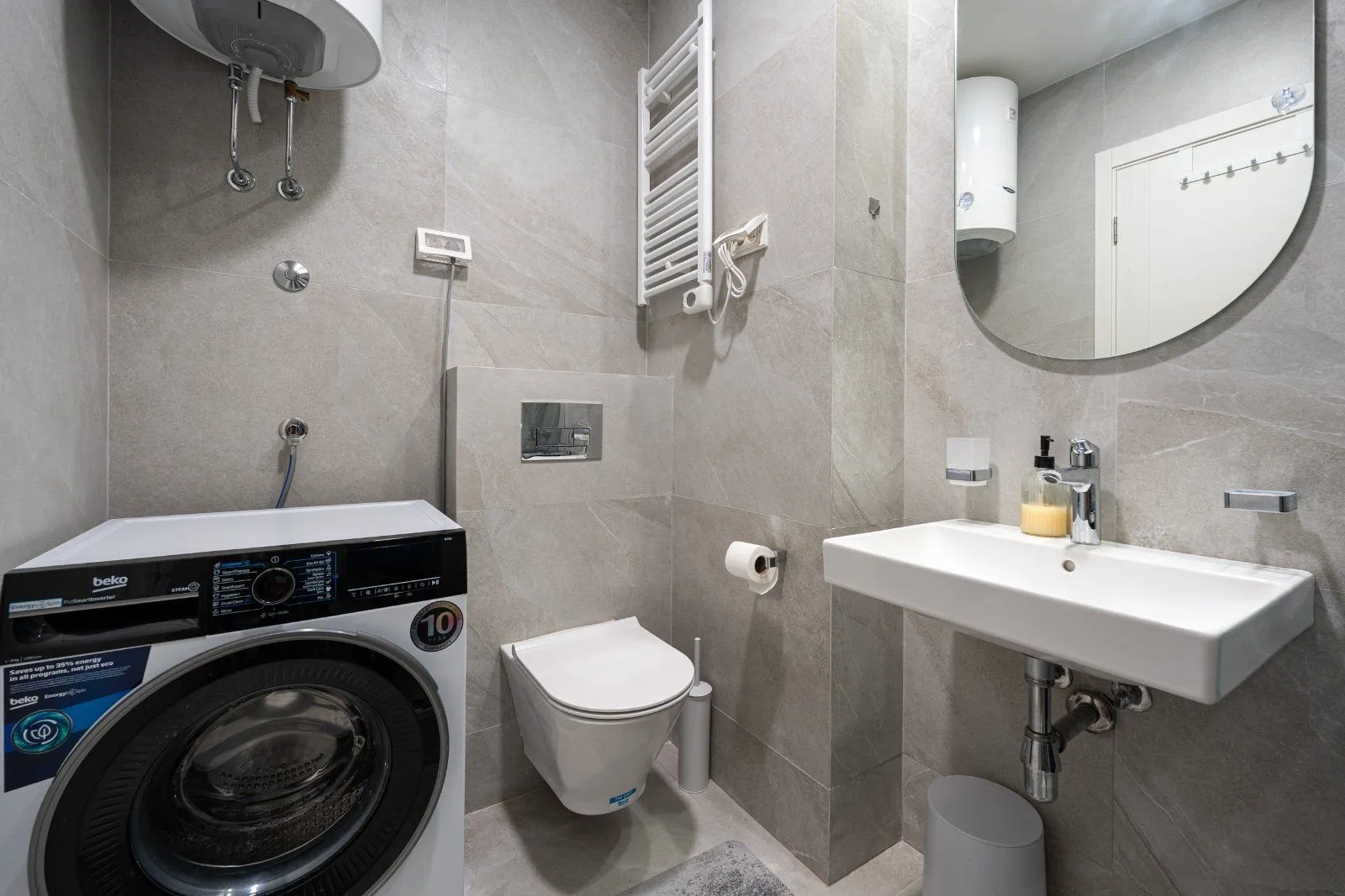 Rent, two bedroom apartment, 70m², Central Point, Podgorica