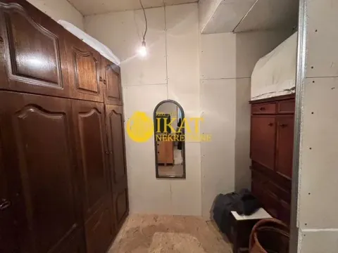 Prodaja, trosoban stan, 86m², Kalenić Pijaca, Vračar Sve Podlokacije - image 16