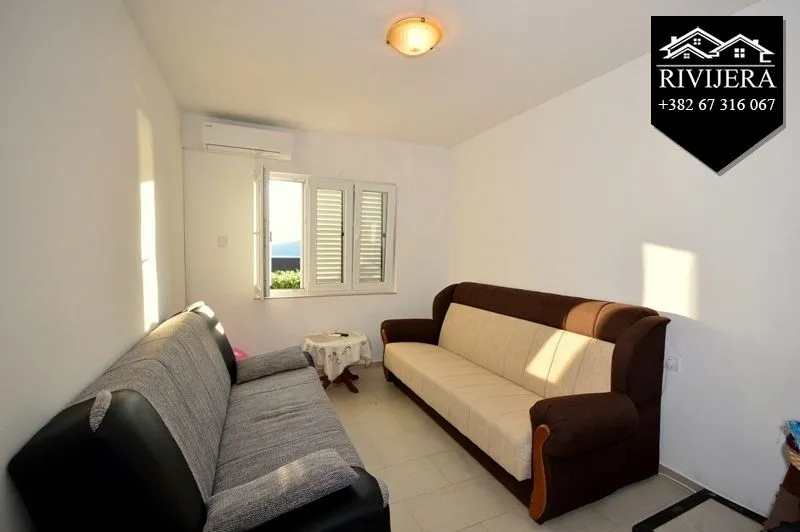 Prodaja, trosoban stan, 84m², Centar, Herceg Novi