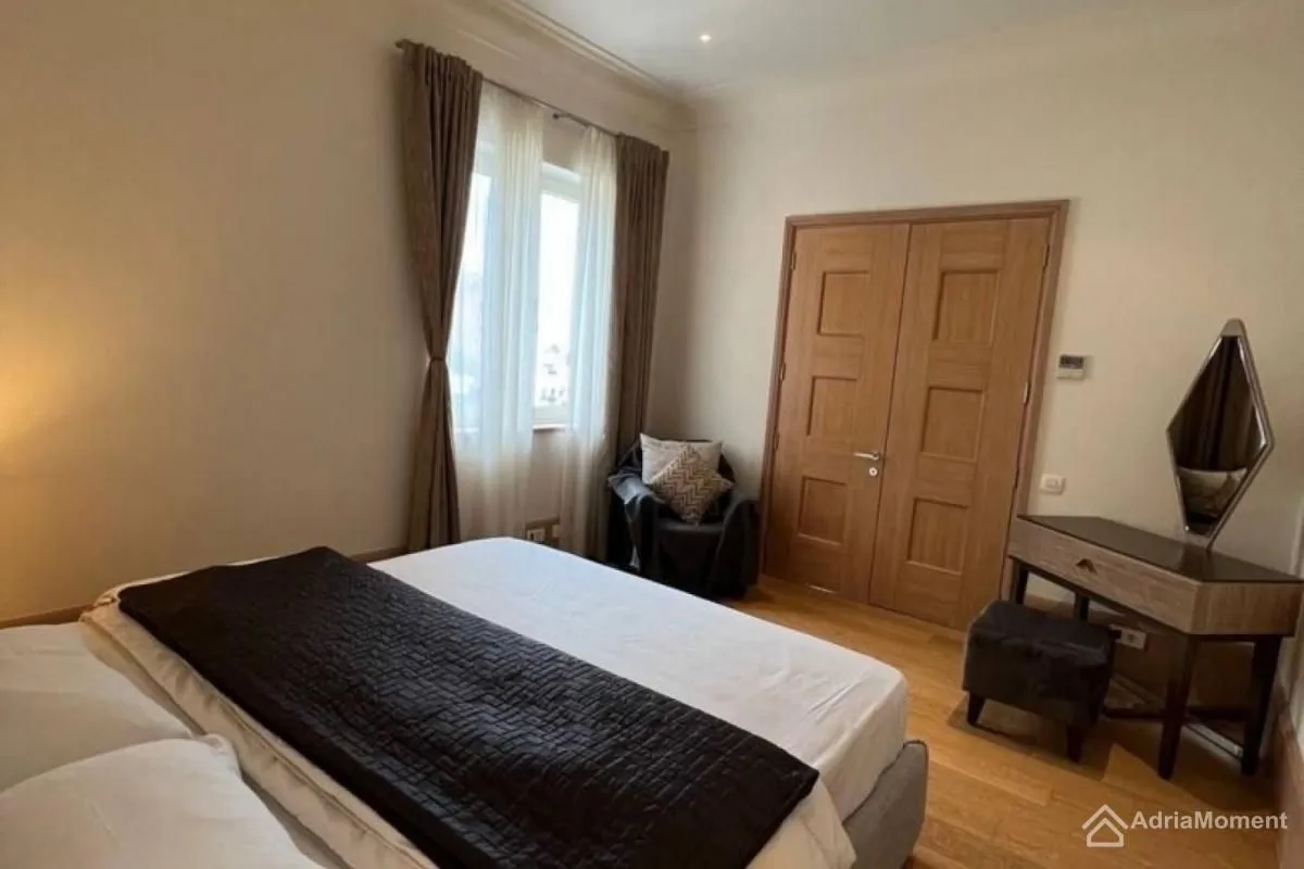 Prodaja, dvosoban stan, 131m², Porto Montenegro, Tivat