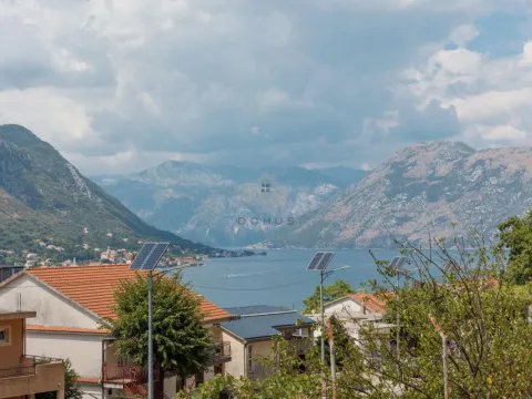Sale, one bedroom apartment, 50m², Dobrota, Kotor - image 7