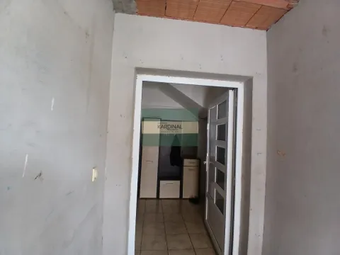 Prodaja, kuća, 316m², Trnava, Jagodina - image 4