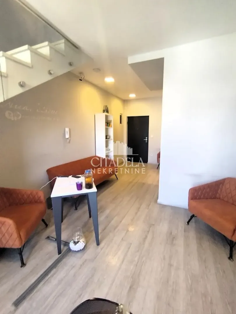 Rent, apartment, 118m², Đeram Pijaca, Beograd