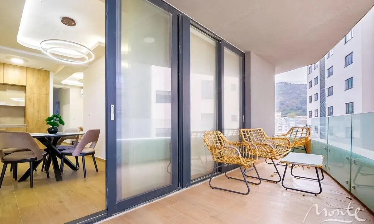 Sale, studio apartment, 57m², Rafailovići, Budva