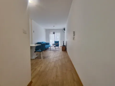 Rent, two bedroom apartment, 69m², Budva, Crna Gora - image 7