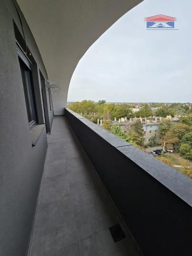 Prodaja, četvorosoban stan, 117m², Novo naselje, Novi Sad