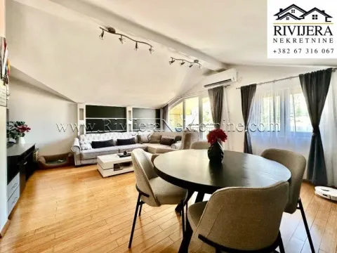 Sale, three bedroom apartment, 120m², Dobrota, Kotor