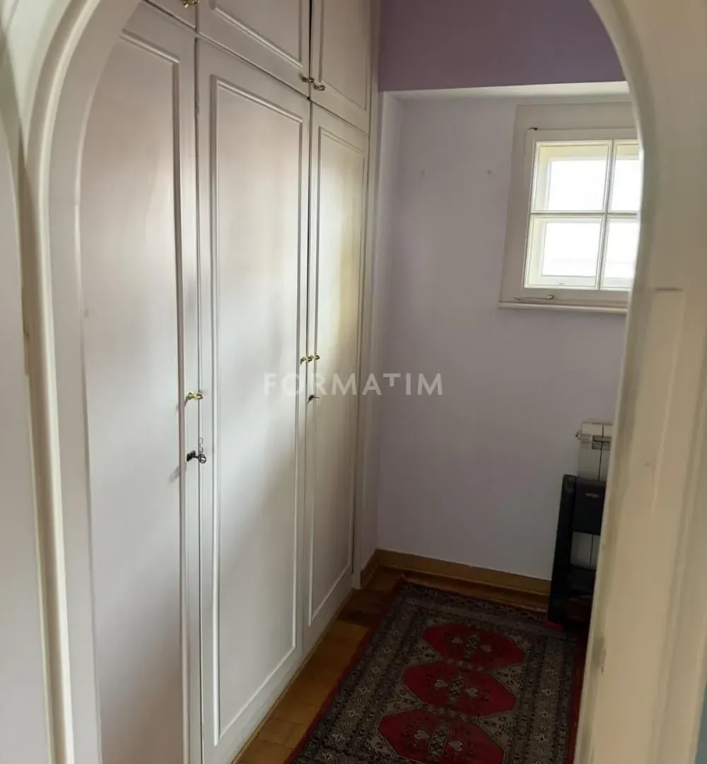 Sale, two bedroom apartment, 71m², Savski Venac, Beograd