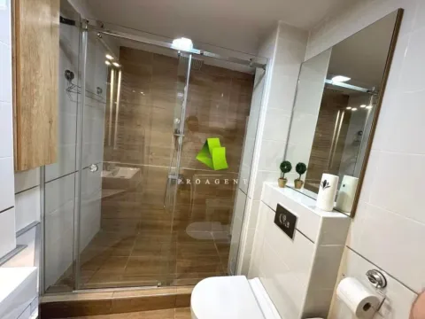 Izdavanje, trosoban stan, 75m², Medijana, Niš - image 16