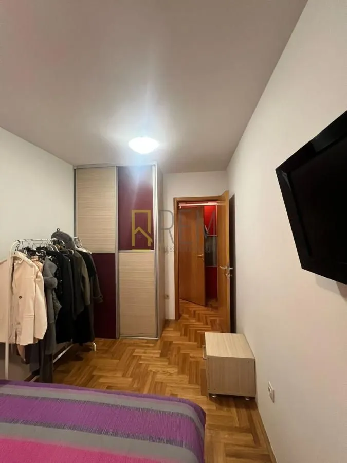 Prodaja, dvosoban stan, 70m², Stari Aerodrom, Podgorica