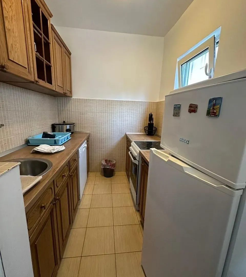 Rent, three bedroom apartment, 120m², Prijevor, Budva