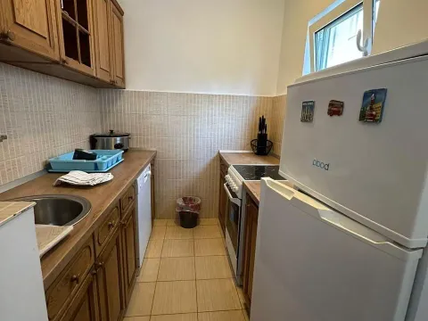 Rent, three bedroom apartment, 120m², Prijevor, Budva - image 14