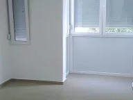 Izdavanje, poslovni prostor, 66m², Preko Morače, Podgorica - image 11