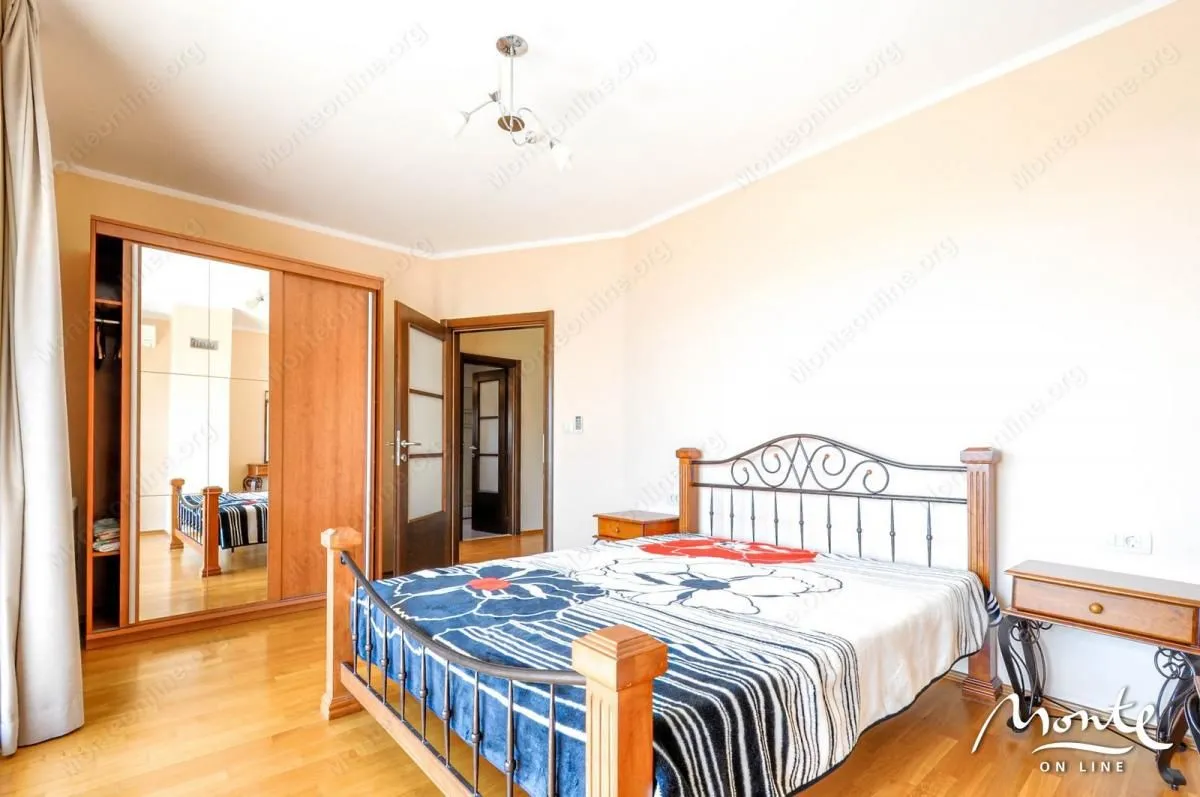 Prodaja, kuća, 227m², Zelenika, Herceg Novi
