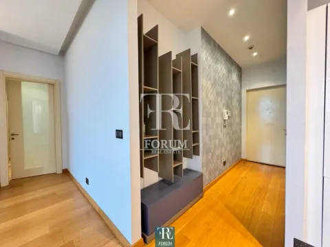 Izdavanje, dvosoban stan, 105m², Kod Capital Plaze, Podgorica - image 7