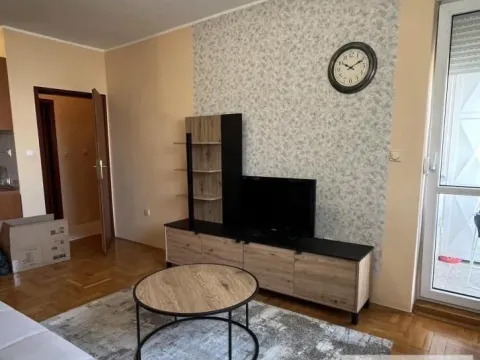 Rent, one bedroom apartment, 36m², Nova Detelinara, Novi Sad Sve Podlokacije - image 2